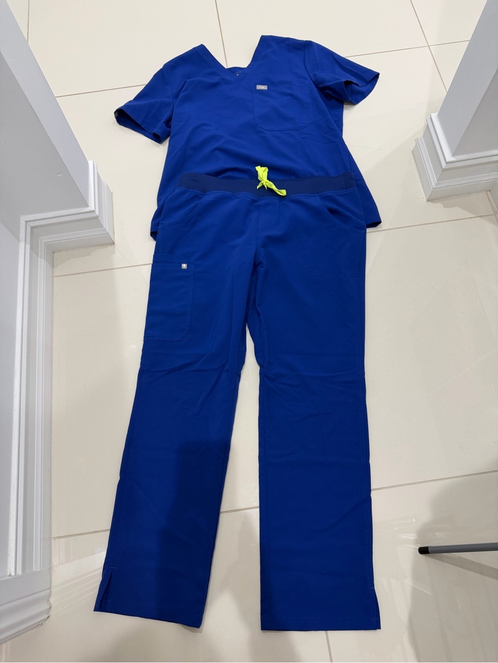 Figs Women's Royal Blue Scrub XL top and large Pants with Neon Yellow Drawstring